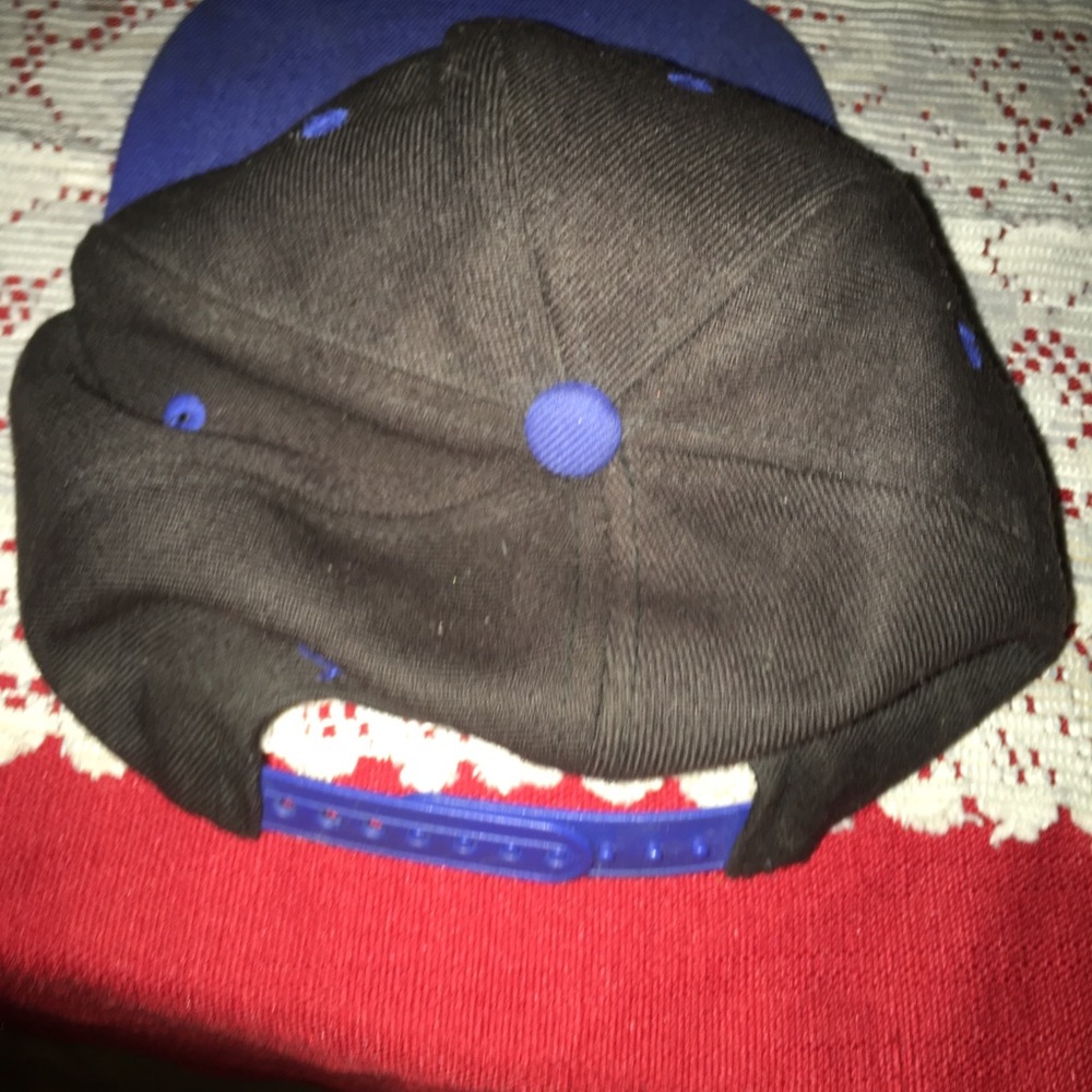 SnapBack - Picture 2 of 2